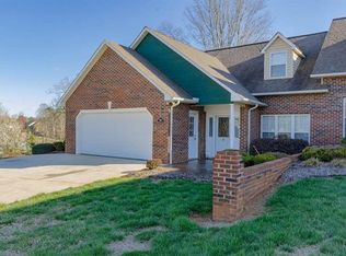 204 Renaissance Ln, Granite Falls, NC 28630
