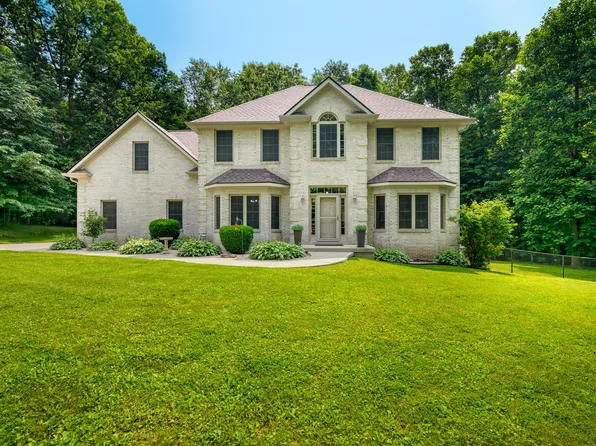 5055 Turkey Track Rd, Martinsville, IN 46151