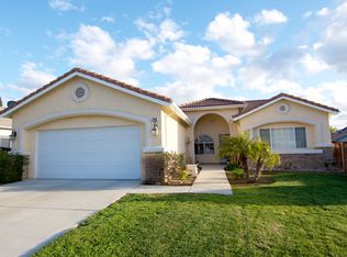 2136 Maple Ct, Mentone, CA 92359