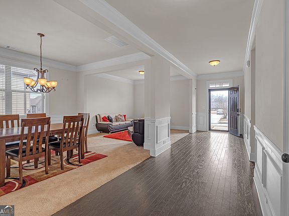 3rd image of 45 Partridge Dr