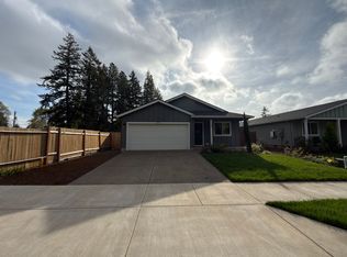 2051 Franklin St, Lebanon, OR 97355