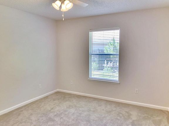 5th image of 1108 Lake George Ct