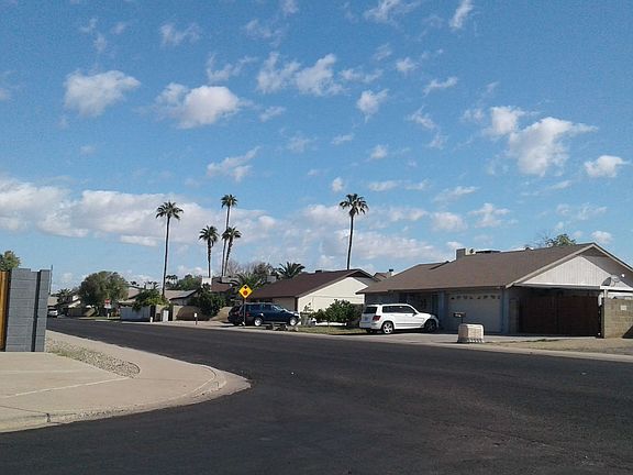 5th image of 6514 W Altadena Ave