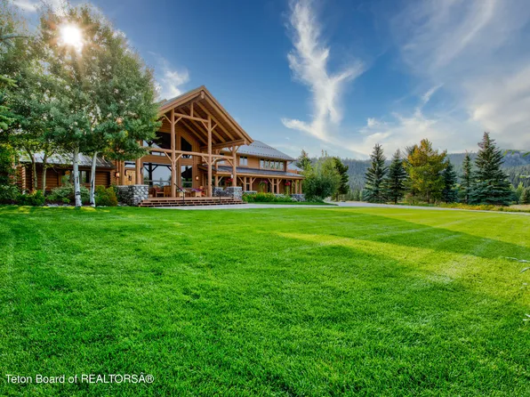 27650 N Buffalo Fork Rd, Moran, WY 83013