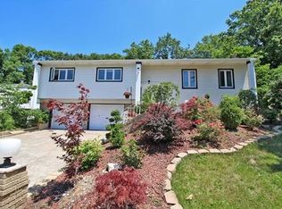 34 Peake Rd, Edison, NJ 08837