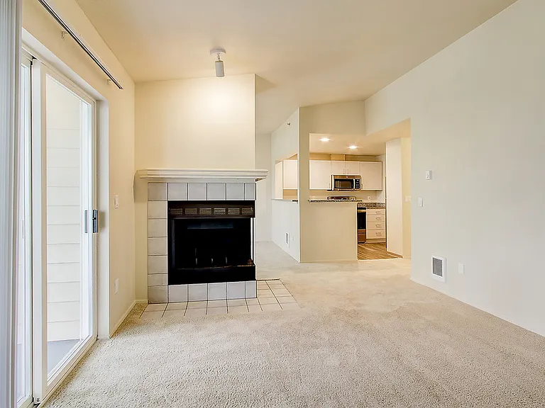 Evergreen Heights — Photo 15
