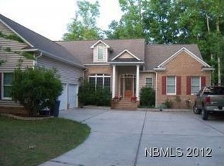 242 Drake Lndg, New Bern, NC 28560