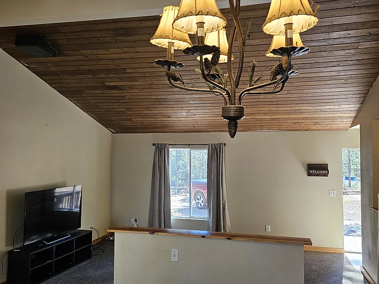 252 Blossom Rd — Photo 6