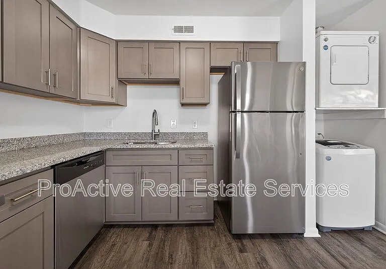 1415 E Ocean View Ave #J — Photo 6