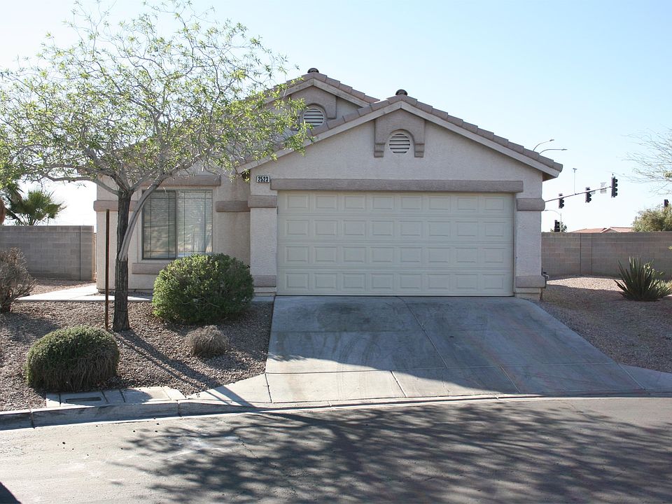 1st image of 2523 Amber Crest St
