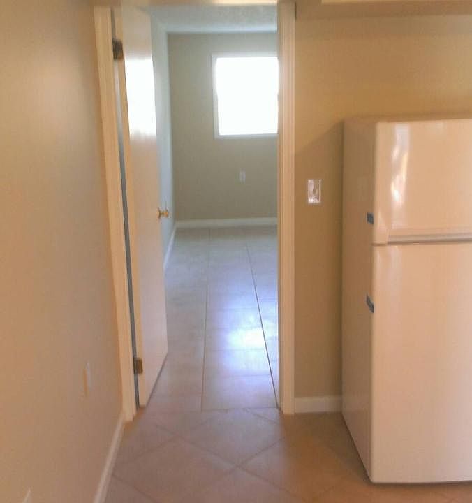 1st image of 610B E Main Blvd