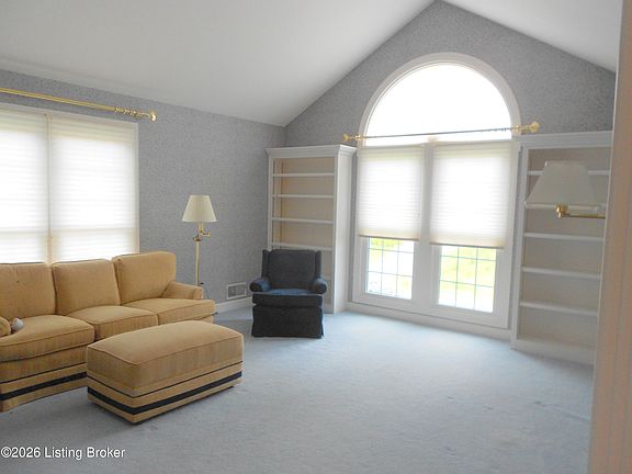 5th image of 123 Westwind Trl