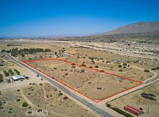 6263 Arrowhead Lake Rd, Hesperia, CA 92345