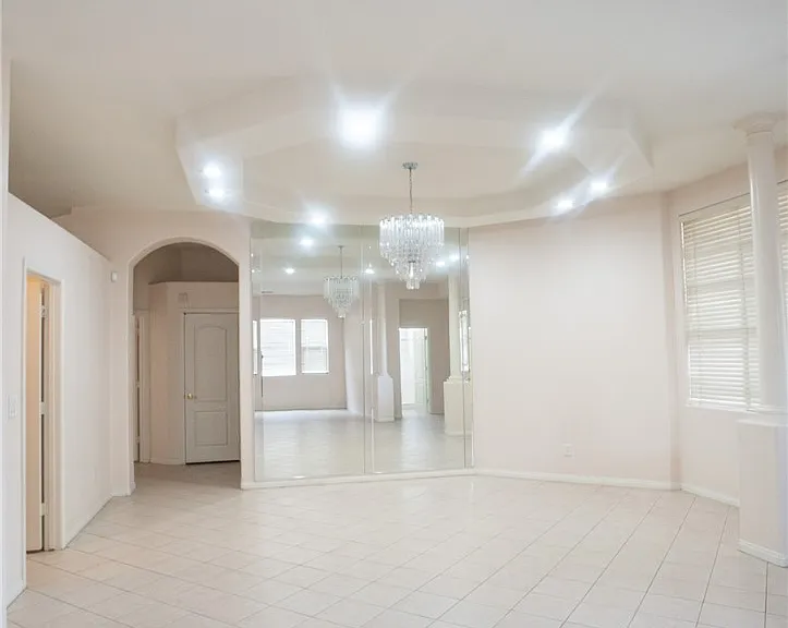 7861 Darby Ave — Photo 12