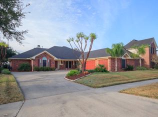 406 Edgewater, Victoria, TX 77904