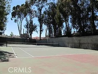 22137 Burbank Blvd — Photo 3