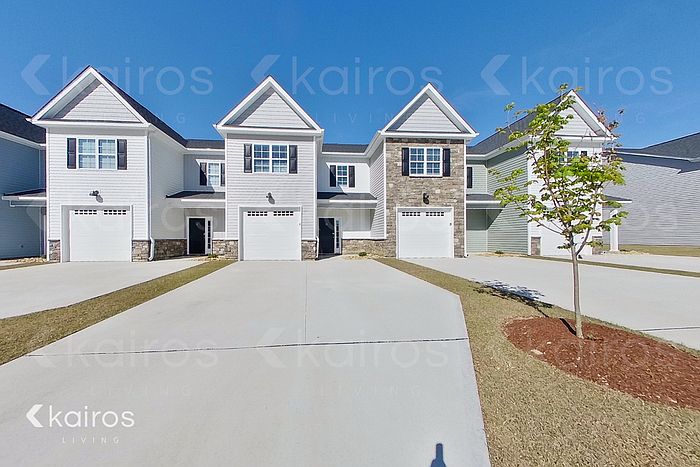 1st image of 3716 Oak Leaf Way #D