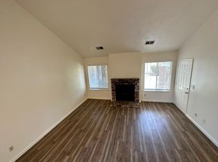 4904 N Arthur Ave APT 104, Fresno, CA 93705