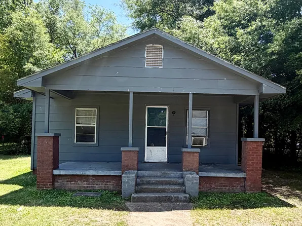 2602 6th Ave N, Columbus, MS 39701