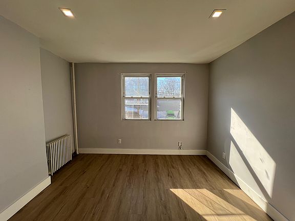 4th image of 60 Franklin St #29E
