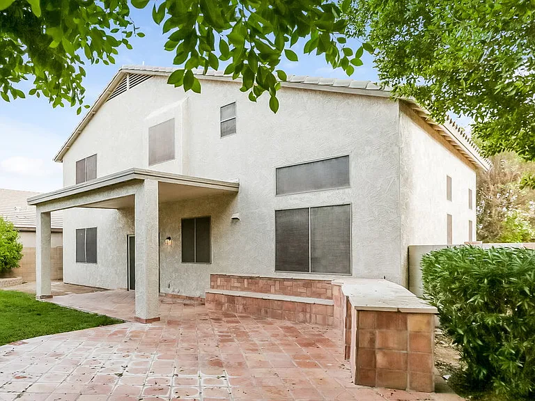9243 W Salter Dr — Photo 16