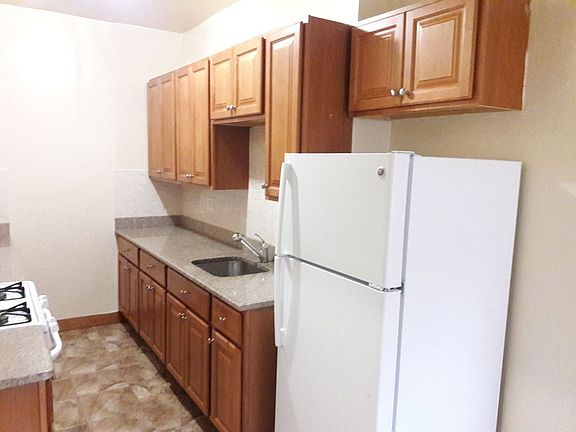 5th image of 3533 83rd St APT D1