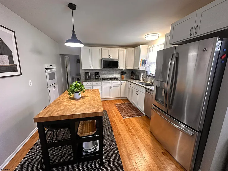611 N Delavan Ave — Photo 8