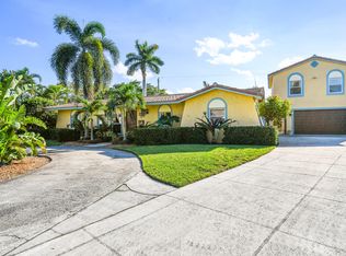 977 Laurel Rd, North Palm Beach, FL 33408