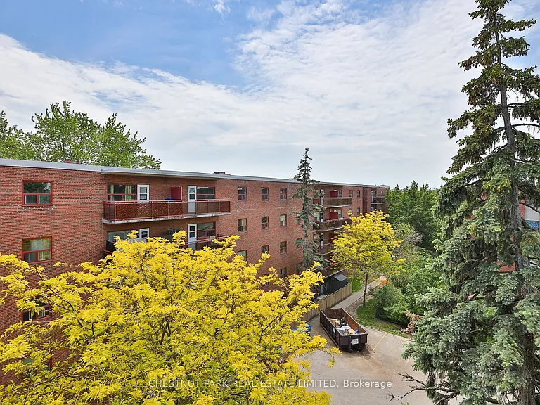 888 Glen St #525 — Photo 36