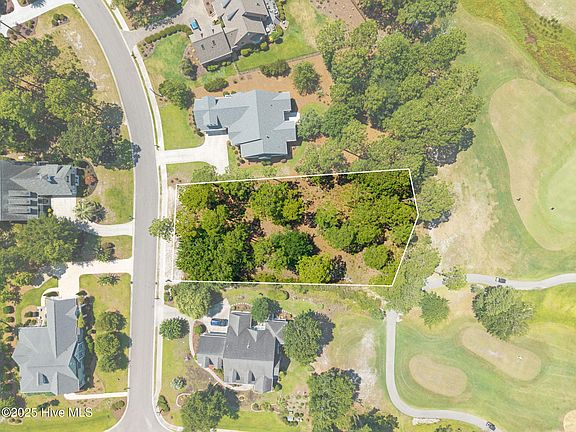 3rd image of 496 Laurel Valley Drive
