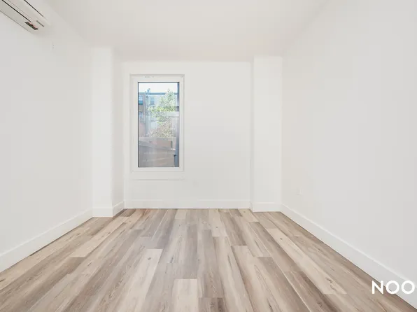 26 Quincy Street image 5 of 11