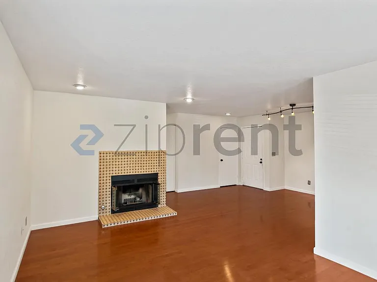 16931 Sorrel Way — Photo 9