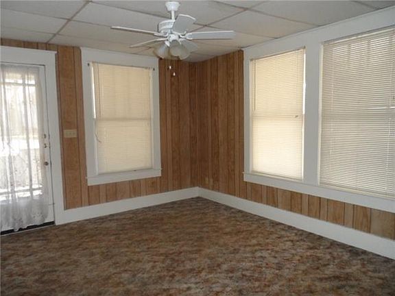 4th image of 605 N McKinney St