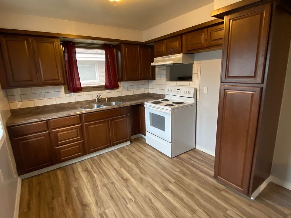 Kitchen will have refrigerator at time of rental.