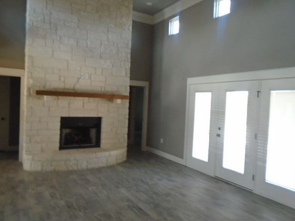 5th image of 2006 Silver Creek Ct
