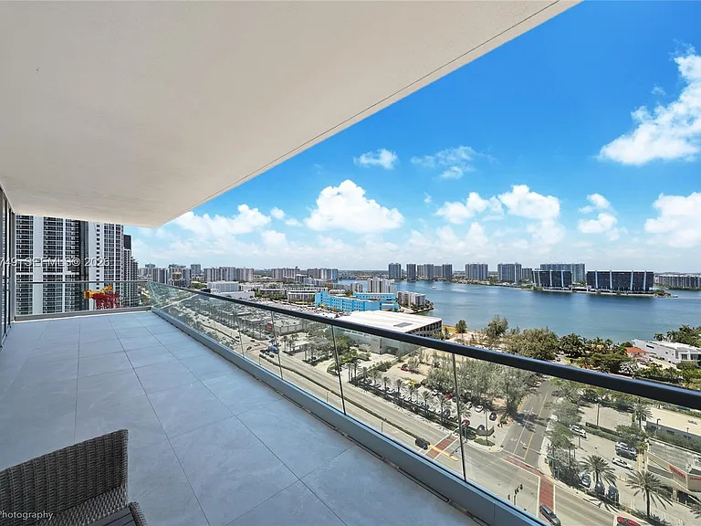 18501 Collins Ave #1804 — Photo 29