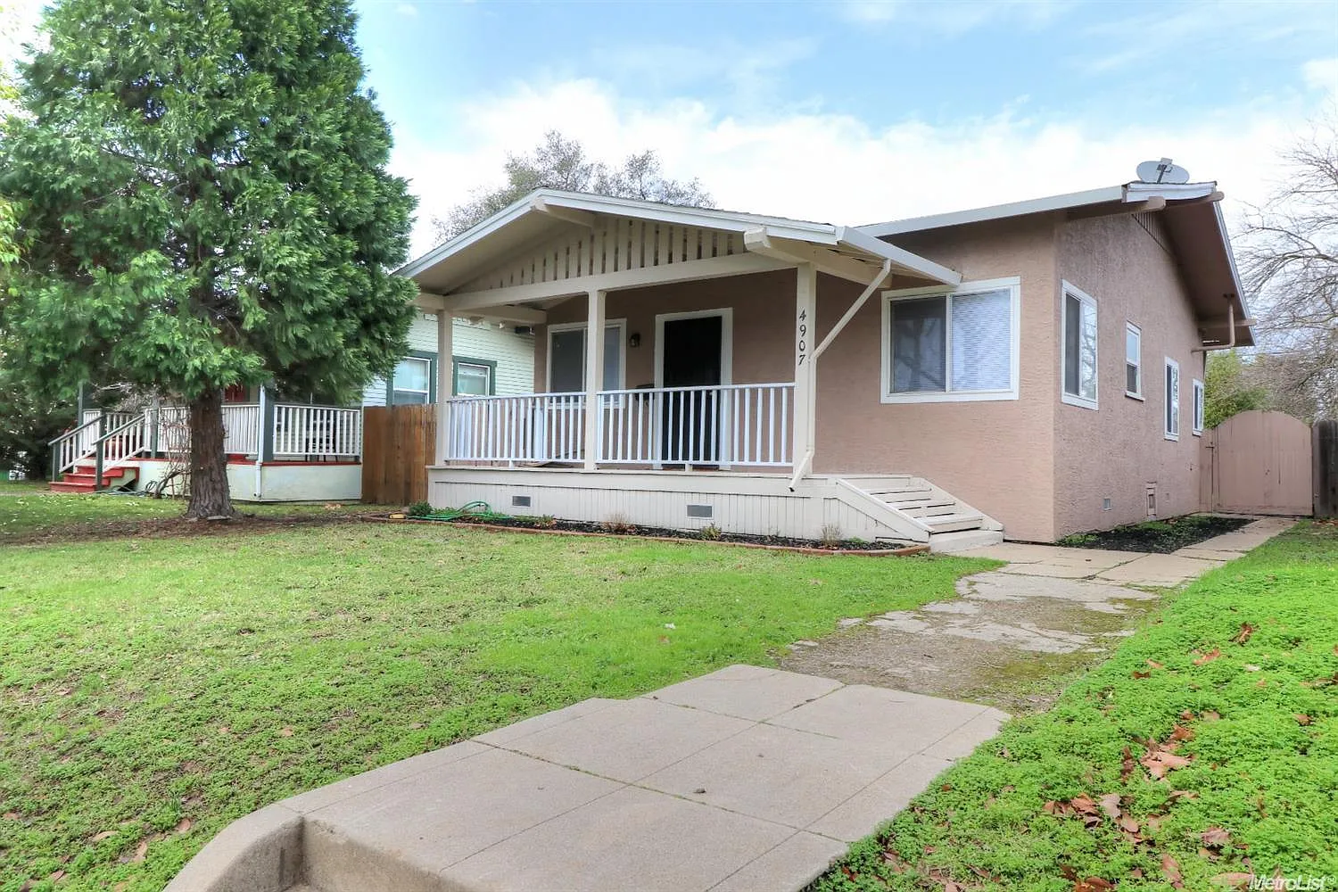 4907 13th Ave photo 1