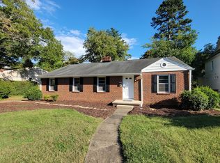 505 Chancery Pl, Greensboro, NC 27408