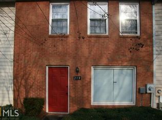 219 Chads Ford Way, Roswell, GA 30076