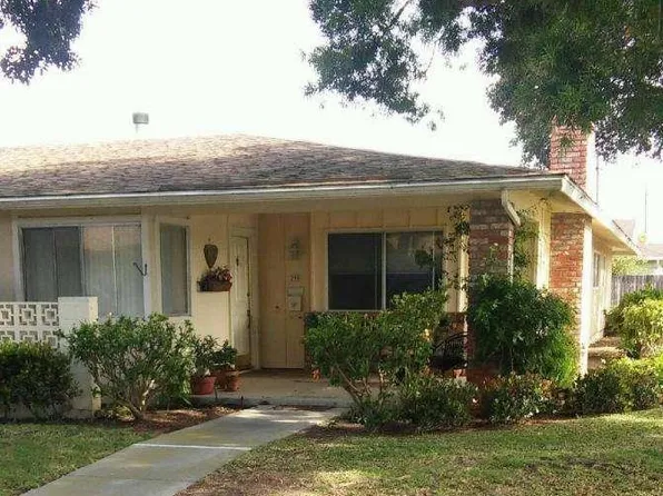 295 E Fiesta Grn, Port Hueneme, CA 93041