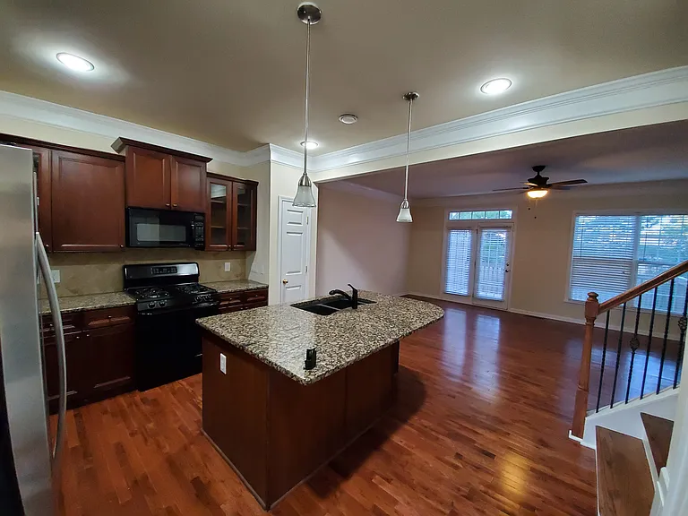 6083 Joybrook Rd — Photo 4