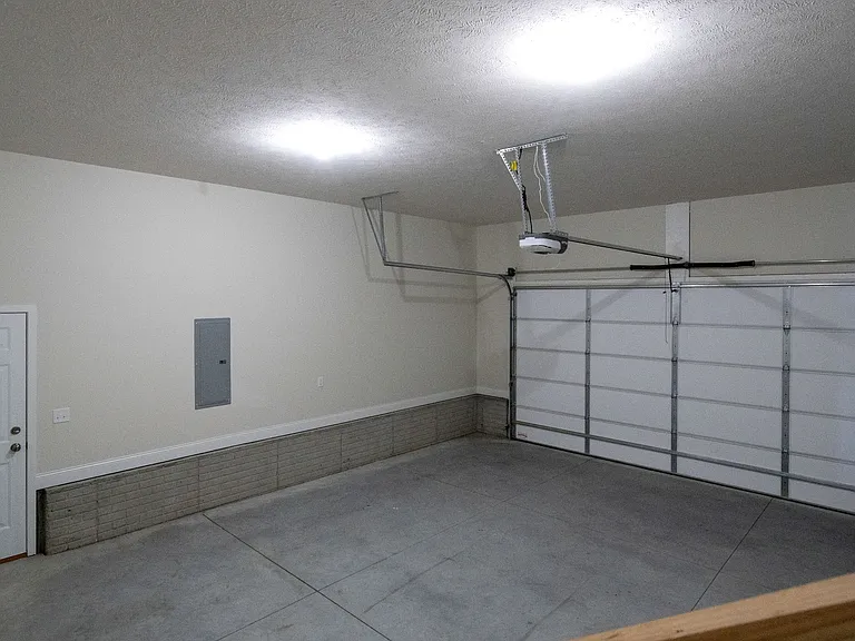4321 Dawn St — Photo 10