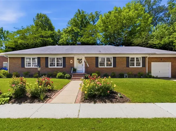 609 Azalea Ct, Suffolk, VA 23434