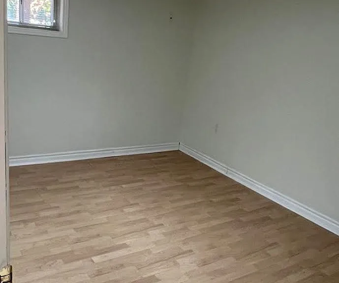 16 Marta Ave #BASEMENT — Photo 5