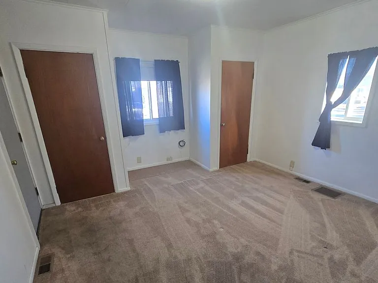 1208 Milwaukee St — Photo 2