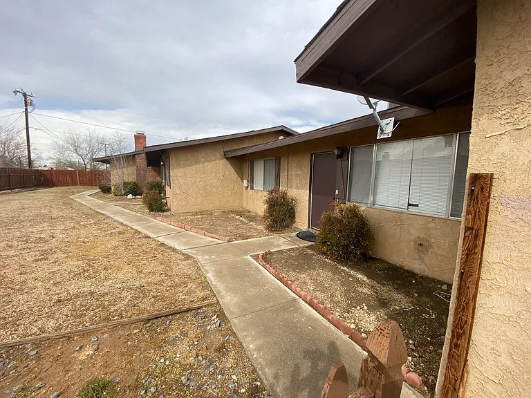 13192 Navajo Rd #3 — Photo 5