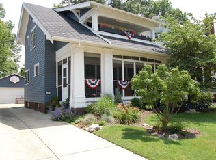 1215 Ramona Ave, Lakewood, OH 44107