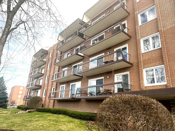 8001 W Courte Dr APT 307, Niles, IL 60714
