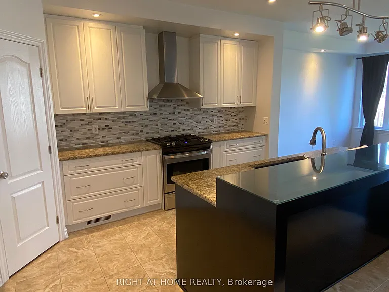 1201 Alson Mills Way — Photo 15