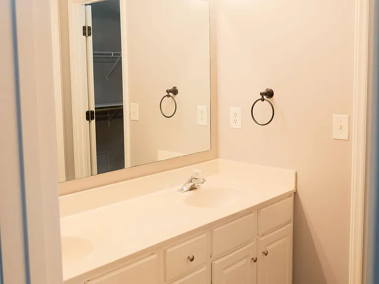 1006 Sheffield Dr — Photo 20